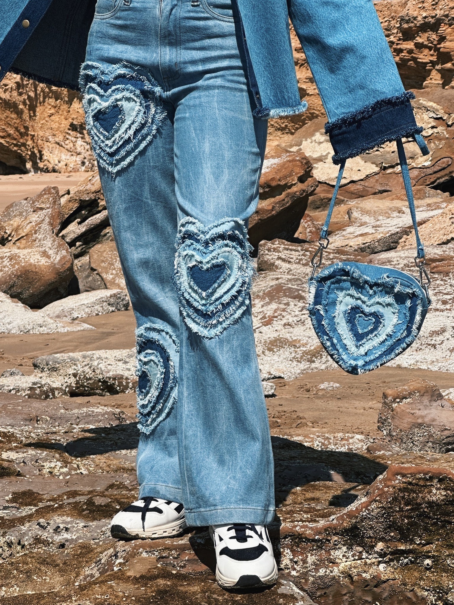 5C6DD8E6-19BE-4AE0-8CE2-A1FABD22AA1C