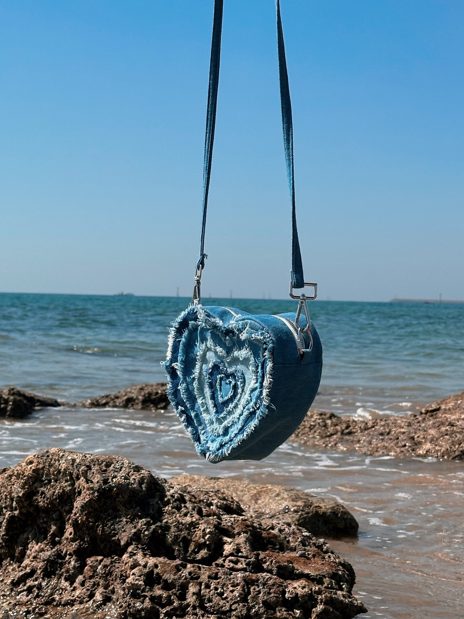 6D009945-260B-4BD9-B525-D257FCA0FED6